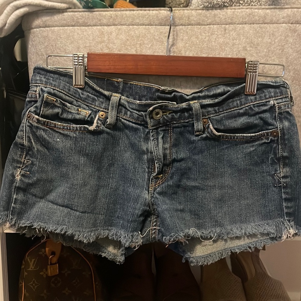 Lucky Brand shorts size 27